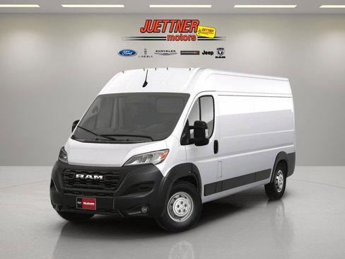 New 2025 RAM ProMaster 2500 w/ Convenience Group image 3