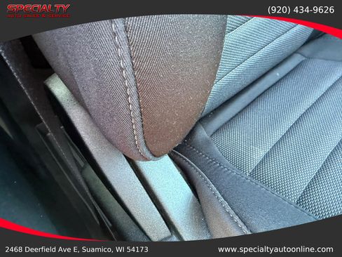 Used 2022 Ford Edge SE image 20