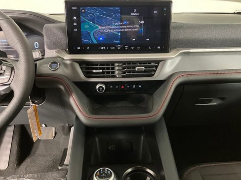 New 2026 Ford Explorer ST-Line image 28