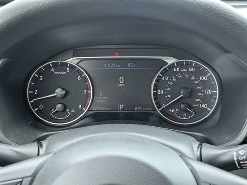 Used 2024 Nissan Altima 2.5 SV FWD image 28