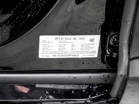 Used 2021 Tesla Model S Plaid image 41