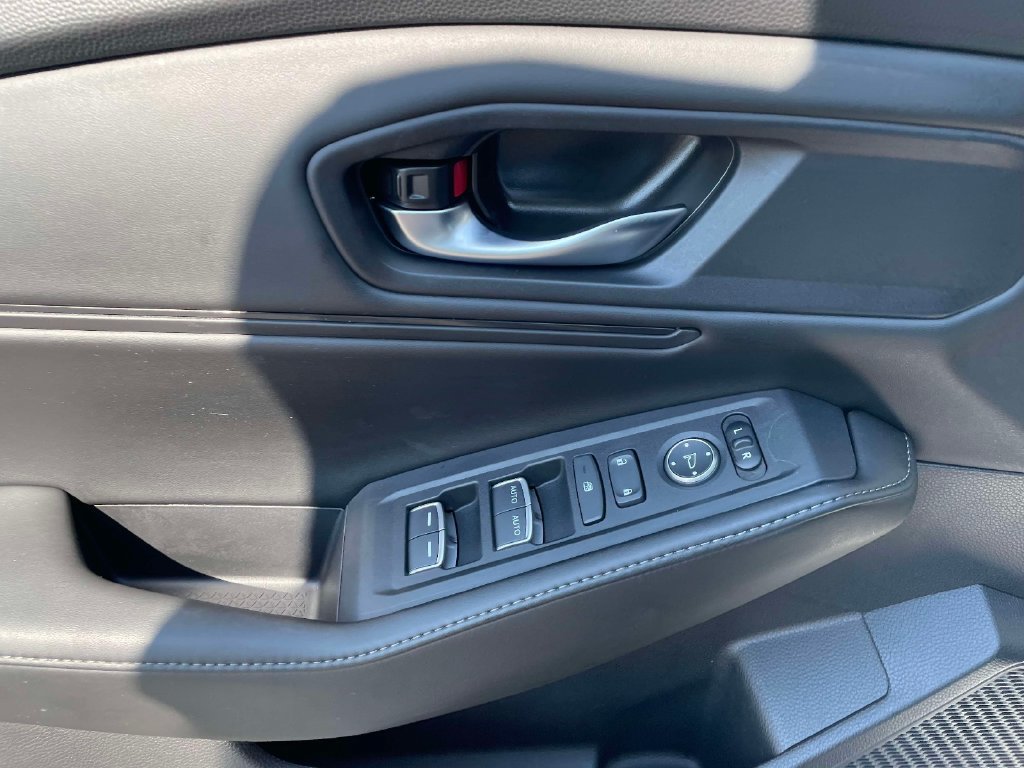 Used 2024 Honda Accord Sport image 18