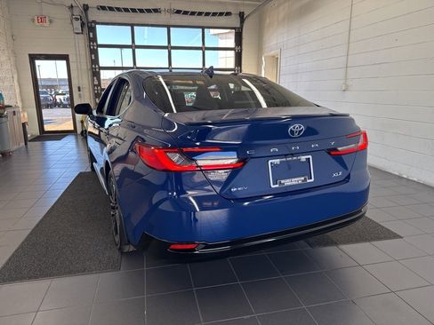 Used 2026 Toyota Camry XLE image 6