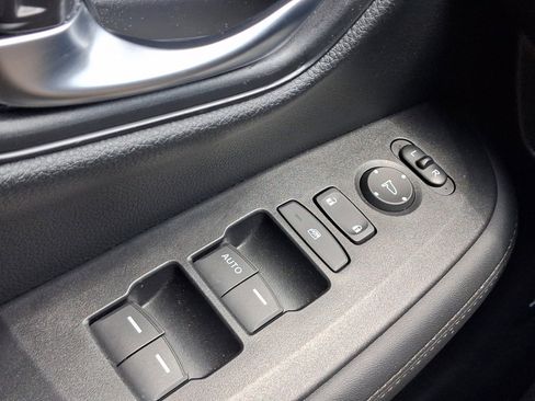 Used 2024 Honda HR-V LX image 13