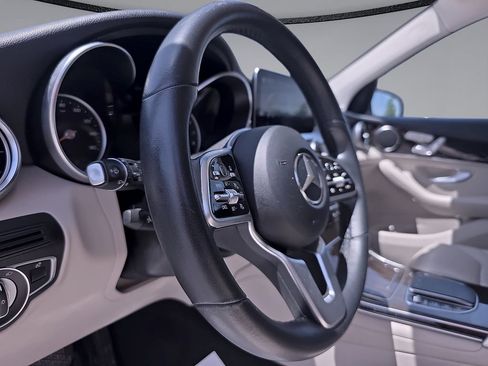 Used 2022 Mercedes-Benz GLC 300 image 26