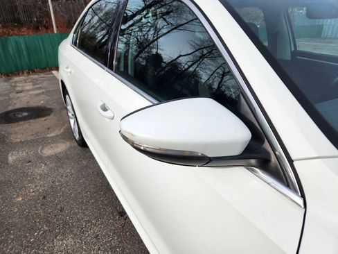 Used 2018 Volkswagen Passat 2.0T SE image 7