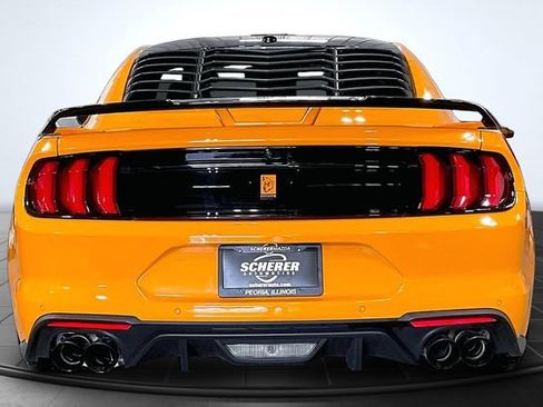 Used 2018 Ford Mustang GT Premium w/ GT Performance Package RWD image 4