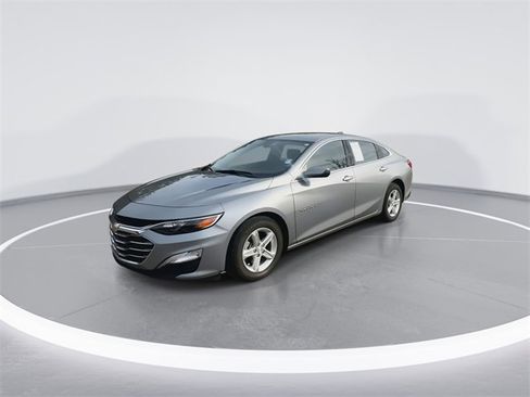 Used 2024 Chevrolet Malibu LS image 4