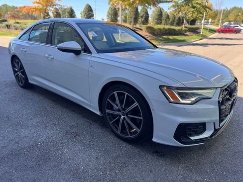 Used 2025 Audi A6 Premium Plus image 6
