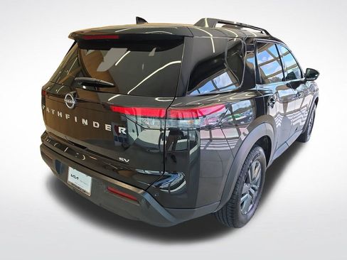 Used 2024 Nissan Pathfinder SV FWD image 6