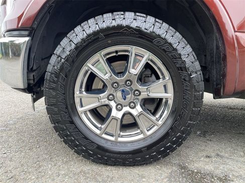 Used 2016 Ford F150 Lariat image 33