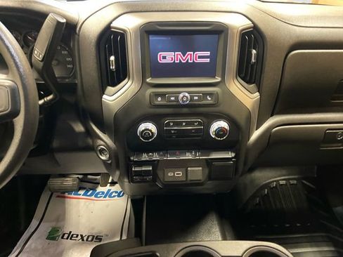 Used 2025 GMC Sierra 1500 Pro w/ Trailering Package image 12