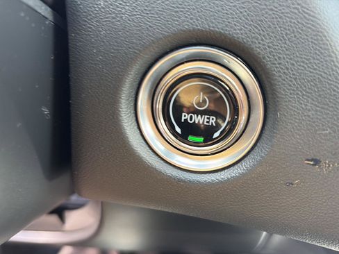 Used 2023 Cadillac Lyriq 2WD image 25