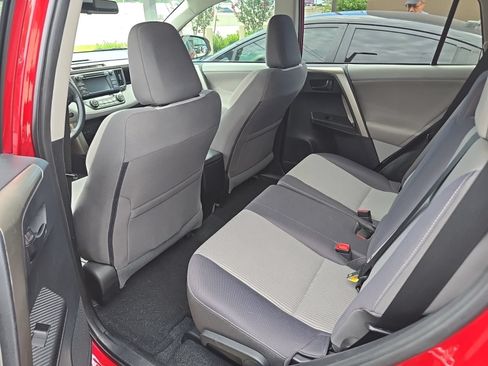 Used 2013 Toyota RAV4 XLE FWD image 7