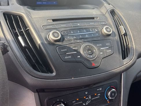 Used 2017 Ford Escape S FWD image 6