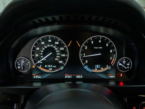 Used 2018 BMW X5 xDrive50i w/ M Sport Package image 45