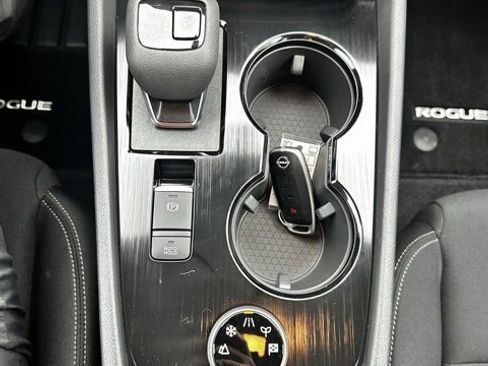 New 2026 Nissan Rogue SV w/ Cold Weather Package image 24