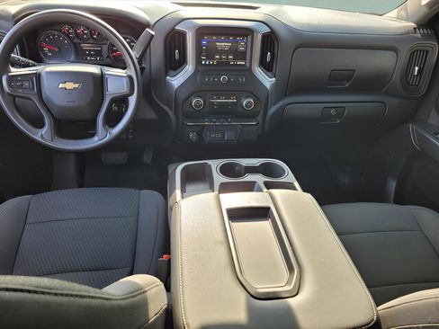 Used 2022 Chevrolet Silverado 1500 Custom image 17