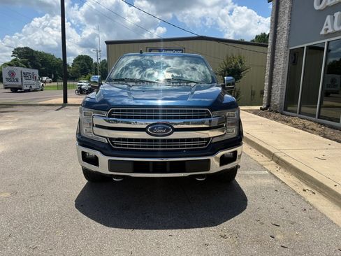 Used 2019 Ford F150 Lariat w/ Equipment Group 502A Luxury AWD/4WD image 3