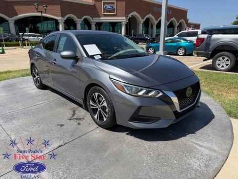 Used 2021 Nissan Sentra SV FWD image 1