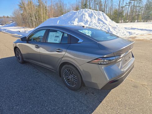 New 2026 Nissan Sentra SV w/ SV Convenience Package image 5