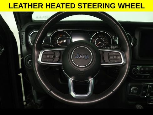 Used 2022 Jeep Wrangler Unlimited Sahara AWD/4WD image 6