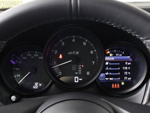 New 2026 Porsche Macan GTS image 13