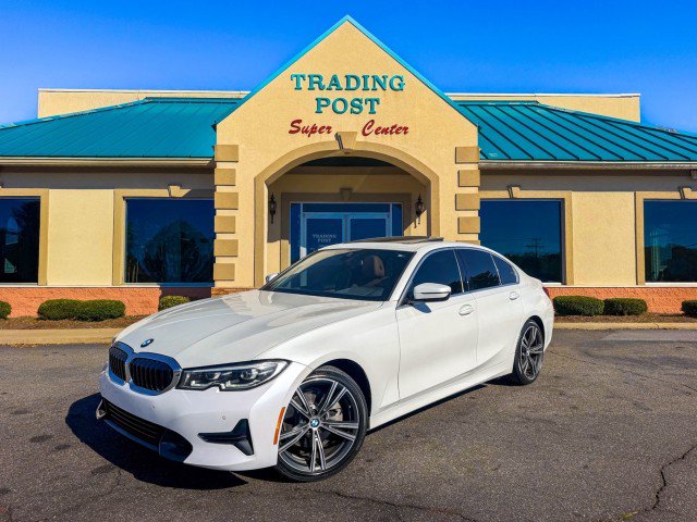 Used 2021 BMW 330i Sedan w/ Premium Package RWD image 27
