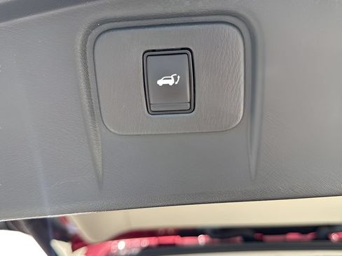 Used 2024 Nissan Murano Platinum w/ Cargo Package AWD/4WD image 17