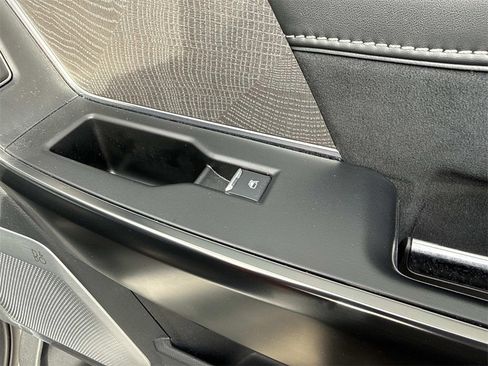 Used 2023 Ford F150 Platinum w/ Equipment Group 701A High image 31