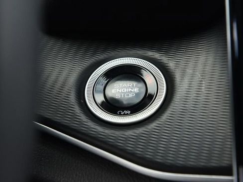 Used 2024 Jeep Grand Cherokee Altitude image 17