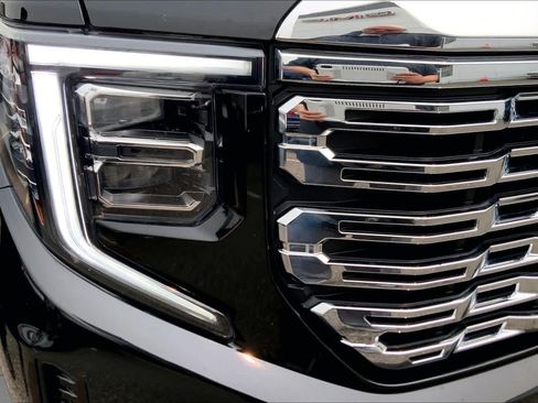 Certified 2023 GMC Sierra 1500 Denali w/ Denali Reserve Package AWD/4WD image 25