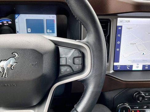 Used 2022 Ford Bronco Outer Banks w/ Sasquatch Package image 11