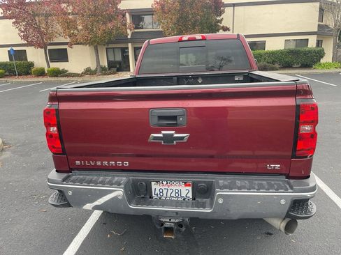 Used 2015 Chevrolet Silverado 2500 LTZ w/ Duramax Plus Package image 6