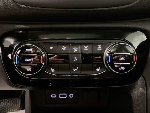 Used 2023 Buick Encore GX Select w/ Experience Buick Package AWD/4WD image 18