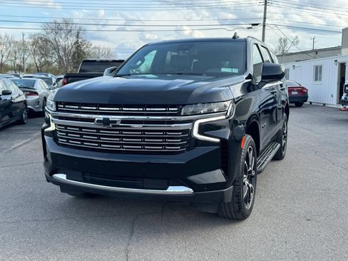 Used 2023 Chevrolet Tahoe RST RWD image 1