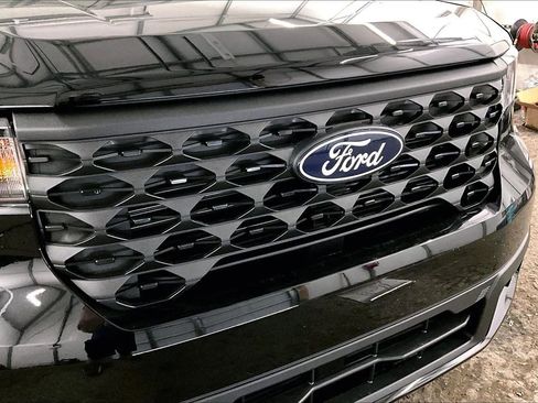 New 2025 Ford Maverick XLT w/ XLT Luxury Package image 58