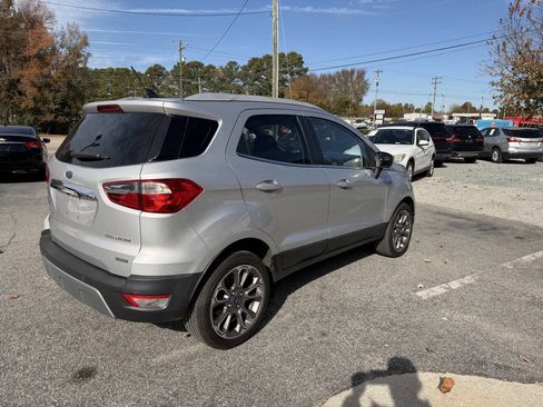 Used 2018 Ford EcoSport Titanium image 6