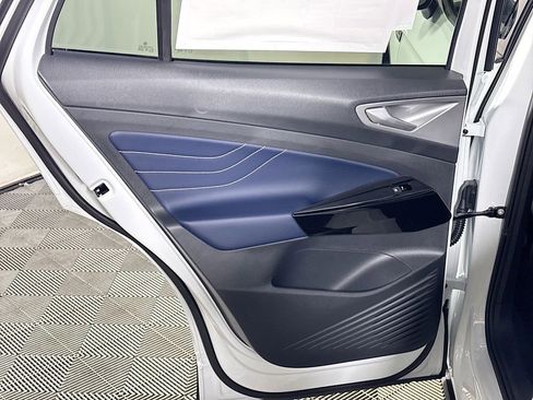 New 2026 Volkswagen ID.4 Pro S image 20