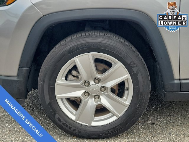 Used 2022 Jeep Compass Latitude FWD image 5