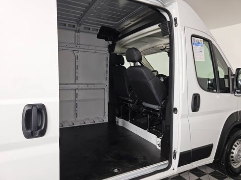 New 2026 RAM ProMaster 2500 FWD image 29
