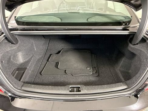 Used 2024 Volvo S60 B5 Core FWD image 24