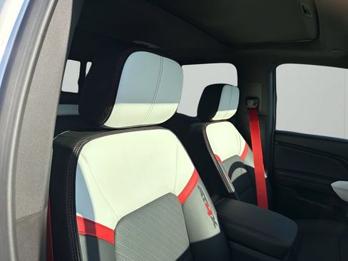 New 2026 GMC Canyon AT4X AWD/4WD image 18