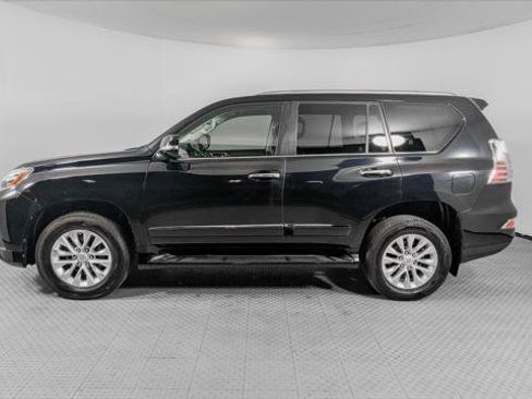 Used 2017 Lexus GX 460 Premium AWD/4WD image 3