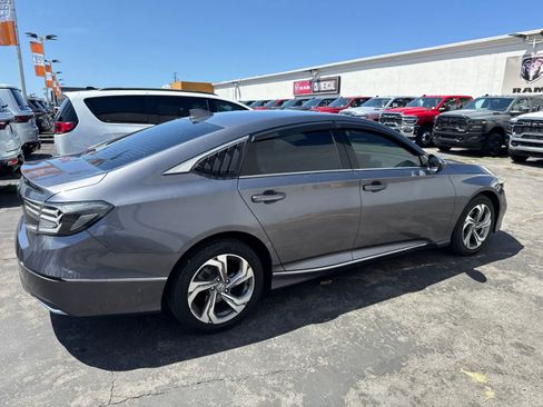 Used 2020 Honda Accord EX image 13