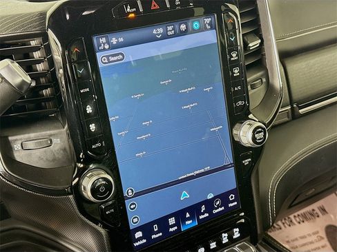 Used 2023 RAM 3500 Limited image 15