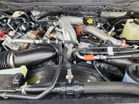 Used 2026 Ford F250 Platinum w/ Tremor Off-Road Package image 37