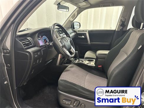 Used 2016 Toyota 4Runner SR5 image 4