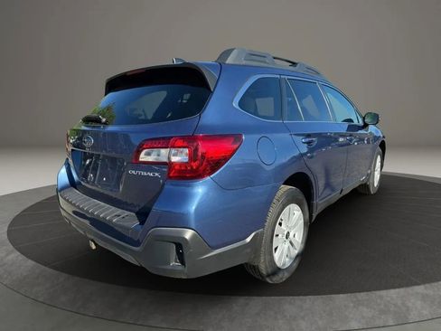 Used 2019 Subaru Outback 2.5i Premium AWD/4WD image 5