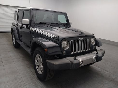 Used 2017 Jeep Wrangler Unlimited Sahara w/ Quick Order Package 24E Chief AWD/4WD image 13